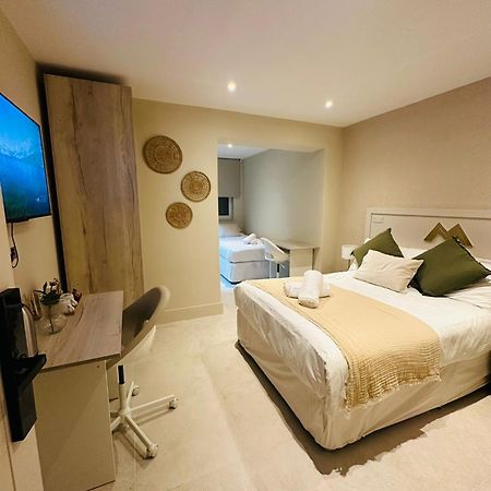 Msm Arena Hotel London Bagian luar foto