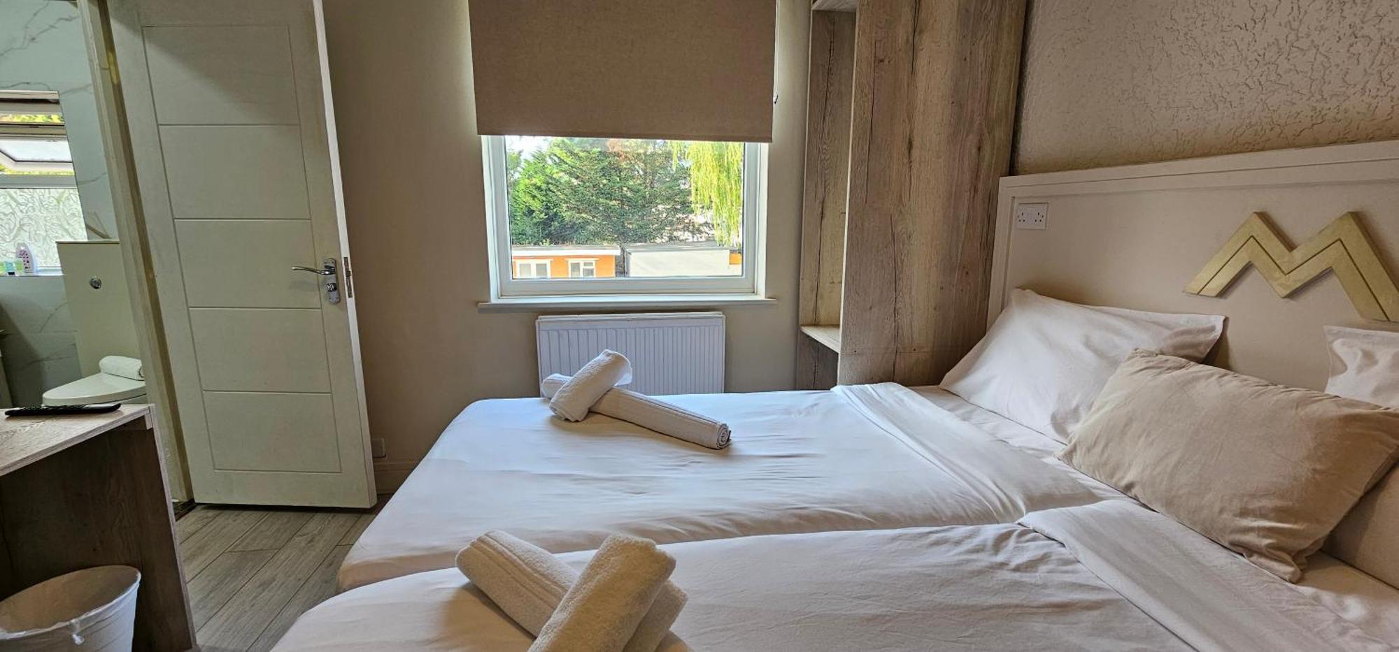 Msm Arena Hotel London Bagian luar foto